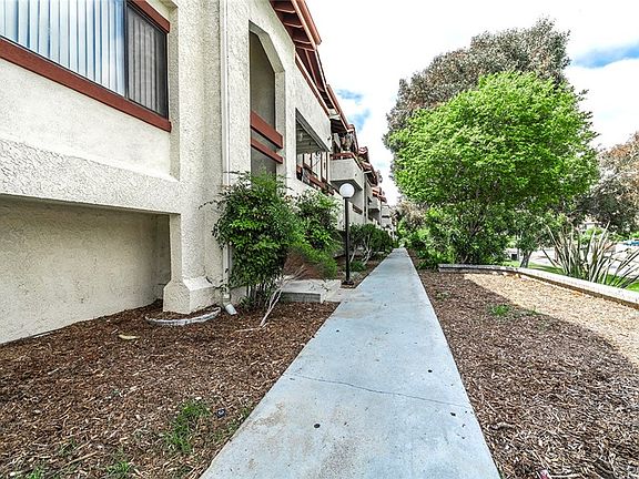 4th image of 28039 Sarabande Ln Unit 116