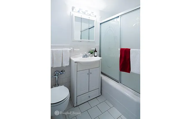 Sold by Douglas Elliman | media 8