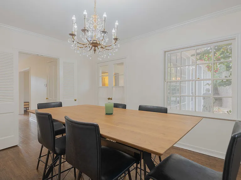 2150 S El Molino Ave — Photo 19