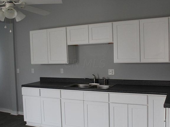 3rd image of 387 N Garfield Ave #389