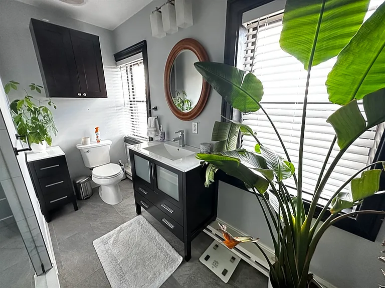 10 Pompeii St #3 — Photo 7