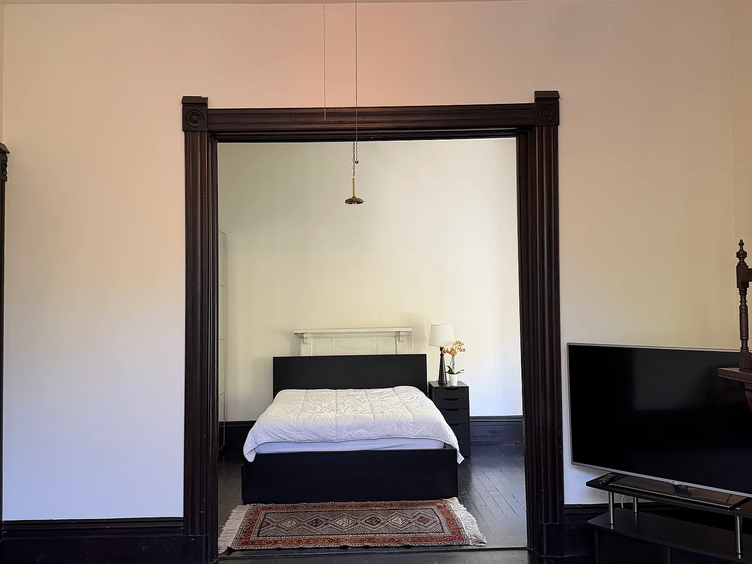 3 bed, $2,500 — Photo 2