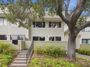 2309 Sharon Rd, Menlo Park, CA 94025
