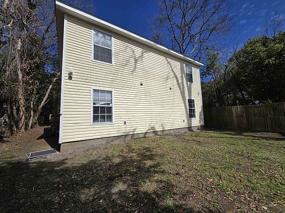 3rd image of 705 W Georgia St #0