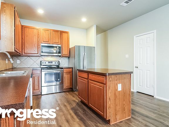 4th image of 12305 Dogwood Springs Dr