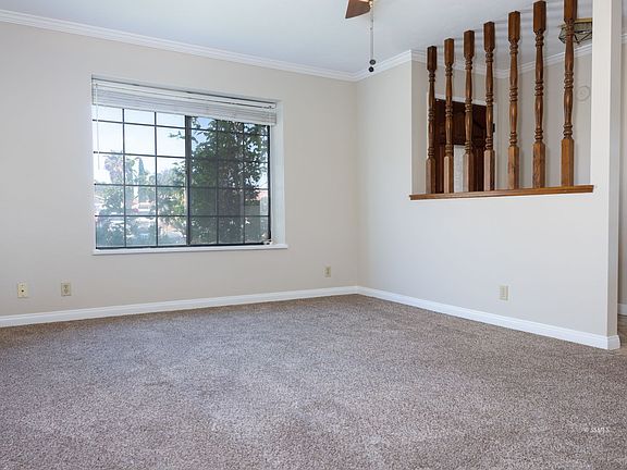 5th image of 1129 Evelyn Ct