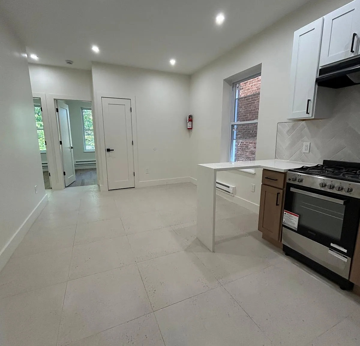 2 bed, $2,125 — Photo 2