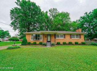 2410 Fluhr Ln, Louisville, KY 40216