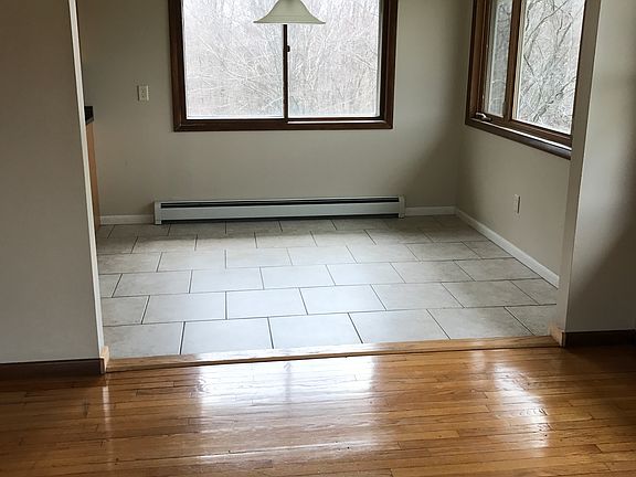 2nd image of 867 Wellmon St