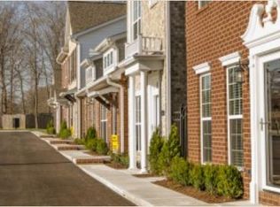 1321 E Hudgens St, Cookeville, TN 38501