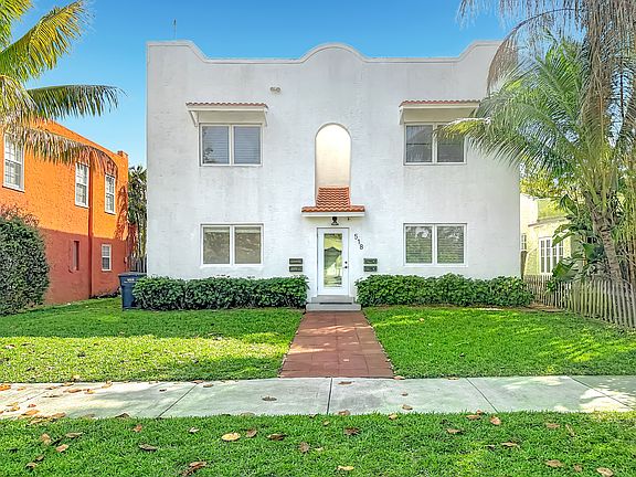 3rd image of 518 Biscayne Dr #C