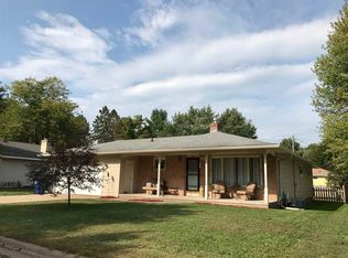 712 Oak St, Rothschild, WI 54474