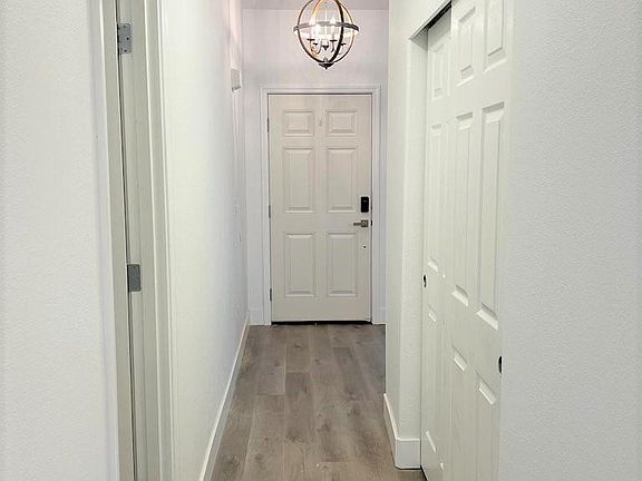 5th image of 11928 57th Dr SE