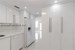 9500 Oceans Condo — Photo 4