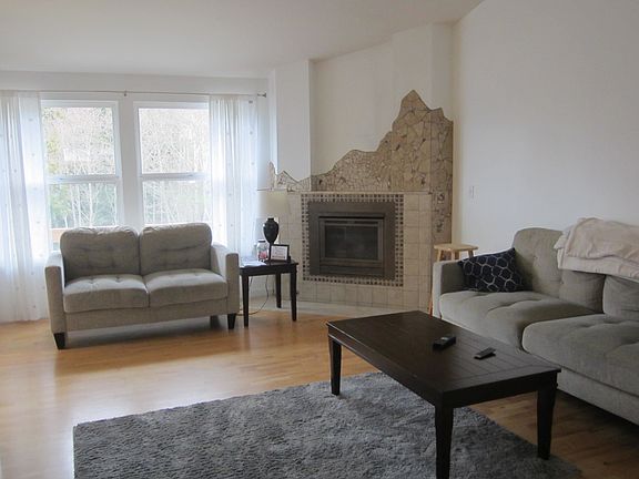 2nd image of 6803 49th St NE