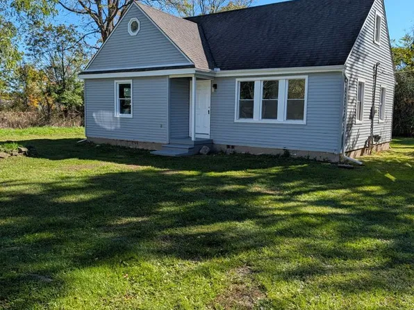 30901 Pershing St, Farmington Hills, MI 48334