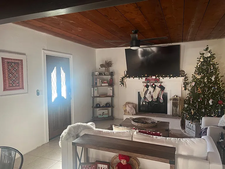 884 FM 3329 — Photo 15