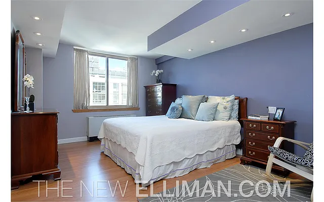 Sold by Douglas Elliman | media 26