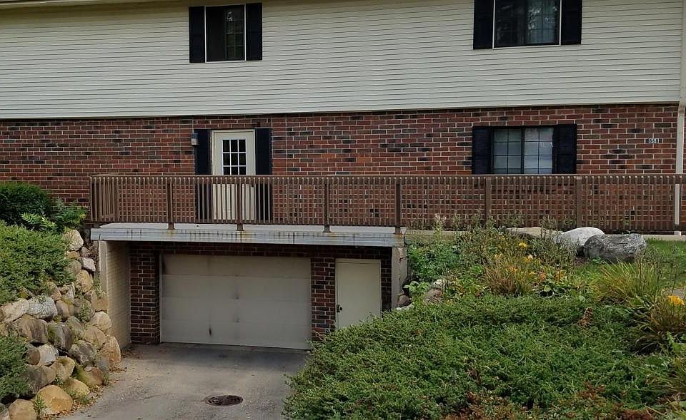 2nd image of 868 Glenview Ave #868104