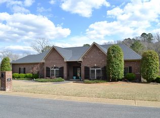 320 Quail Creek Rd, Hot Springs, AR 71901