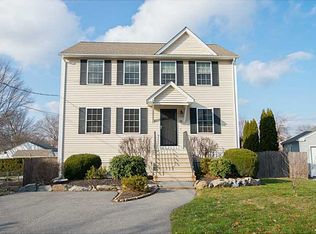 15 Lilac St, Cumberland, RI 02864