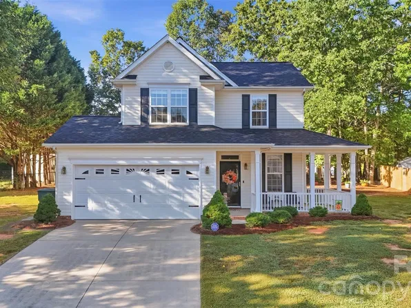 1242 Laurel Woods Dr, Gastonia, NC 28052