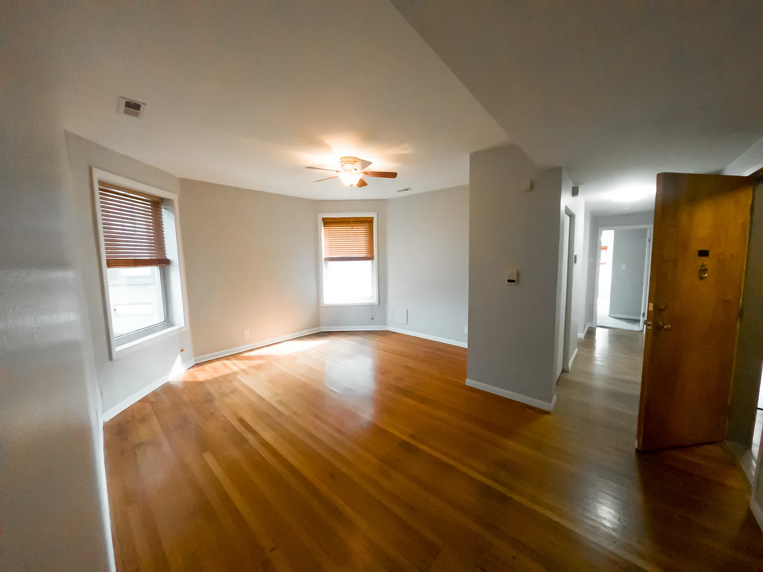1 bed, 710 sqft, $1,150 — Photo 3