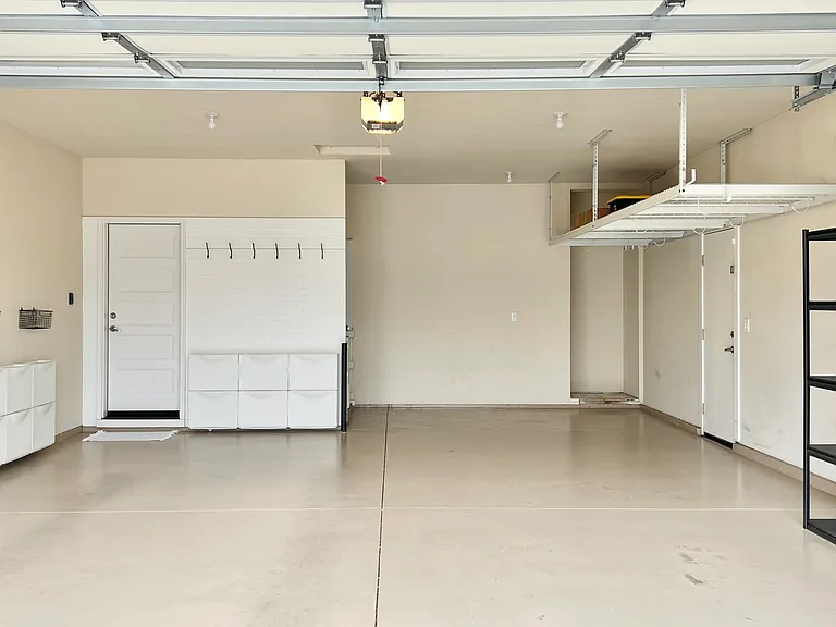 4981 N Arliss Ave — Photo 33