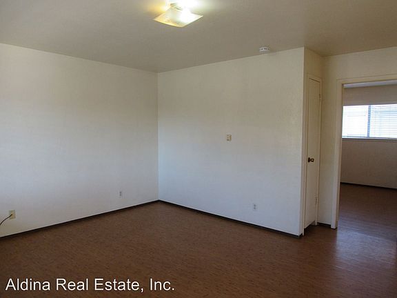 2nd image of 231 Ford St APT A