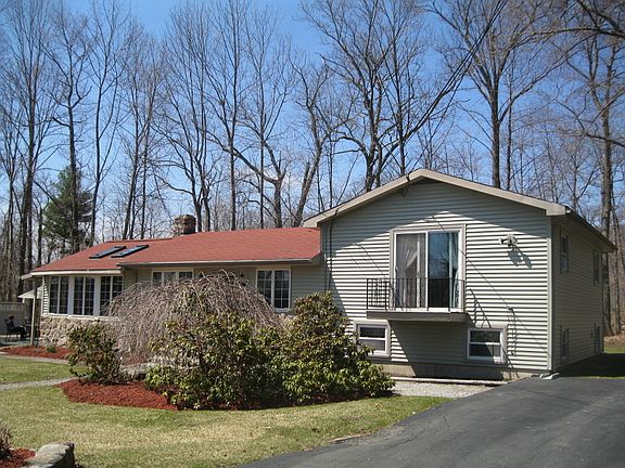 3rd image of 36 Pioneer Point Dr