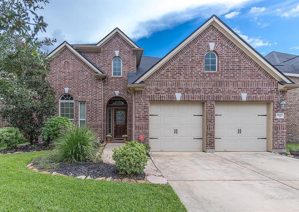 1st image of 28207 Stonestead Dr