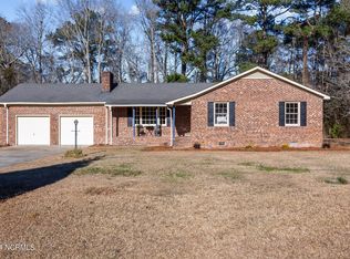 206 Canterberry Rd, Washington, NC 27889