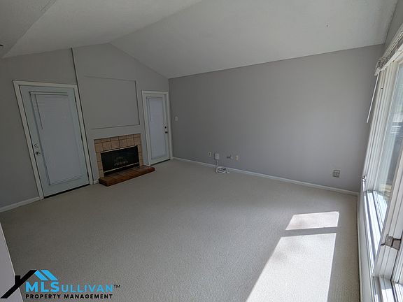 4th image of 4105 Beechnut Ln #1