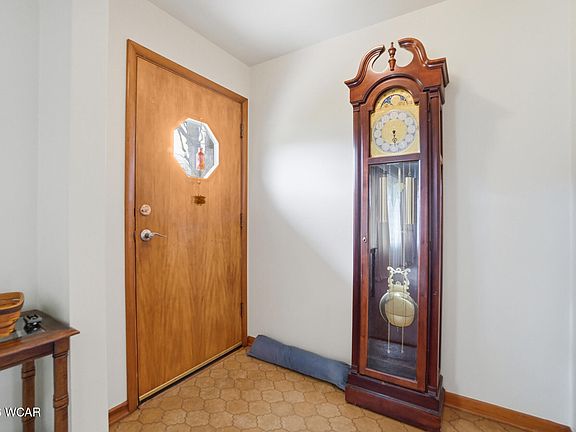 5th image of 1207 E Ervin Rd