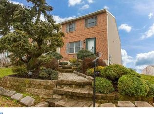 247 Elm St, Reading, PA 19606