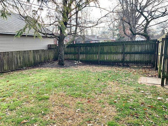 5th image of 5851 Kingsley Dr