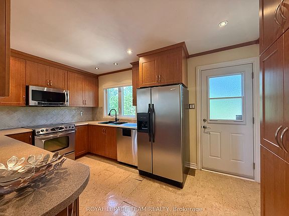 5th image of 31 A Rastila Cres
