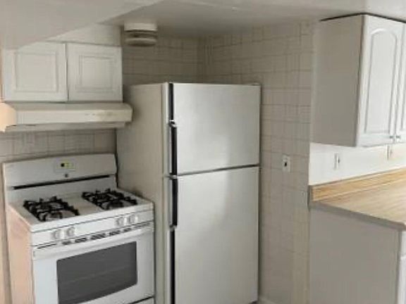 2nd image of 46 Chestnut St #A
