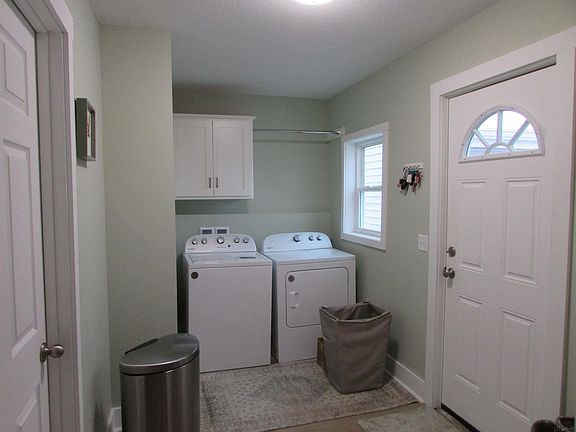 4th image of 217 Gertrude St