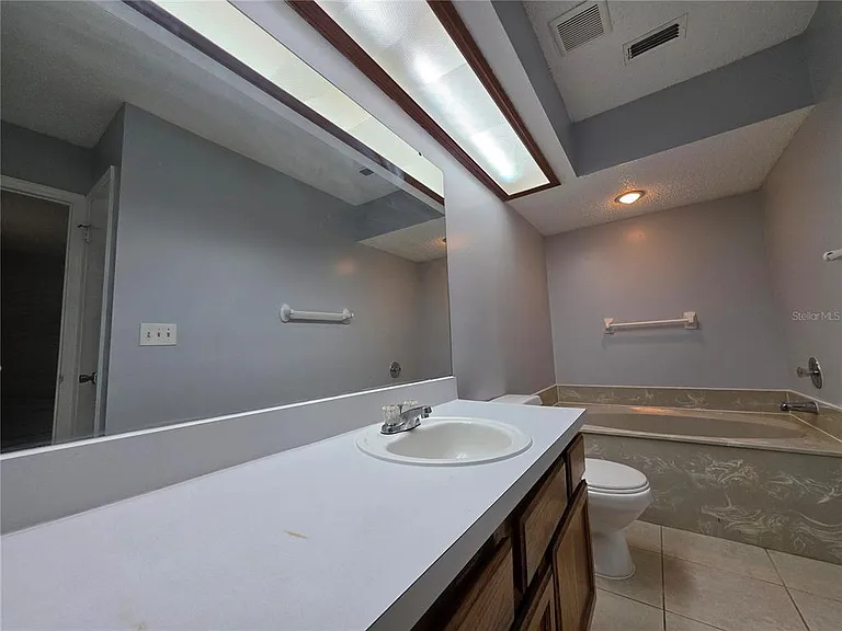 5640 Bryner Dr — Photo 8