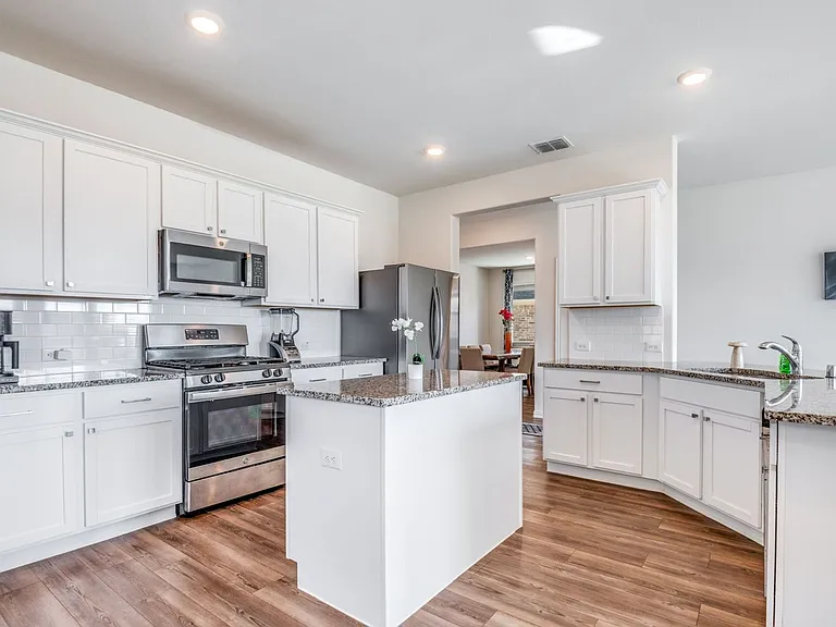 844 Lauren Grove Ln — Photo 18