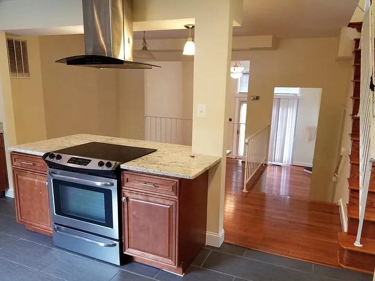 14944 Belle Ami Dr — Photo 11
