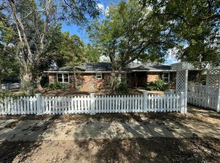 901 Michigan St, Perryton, TX 79070