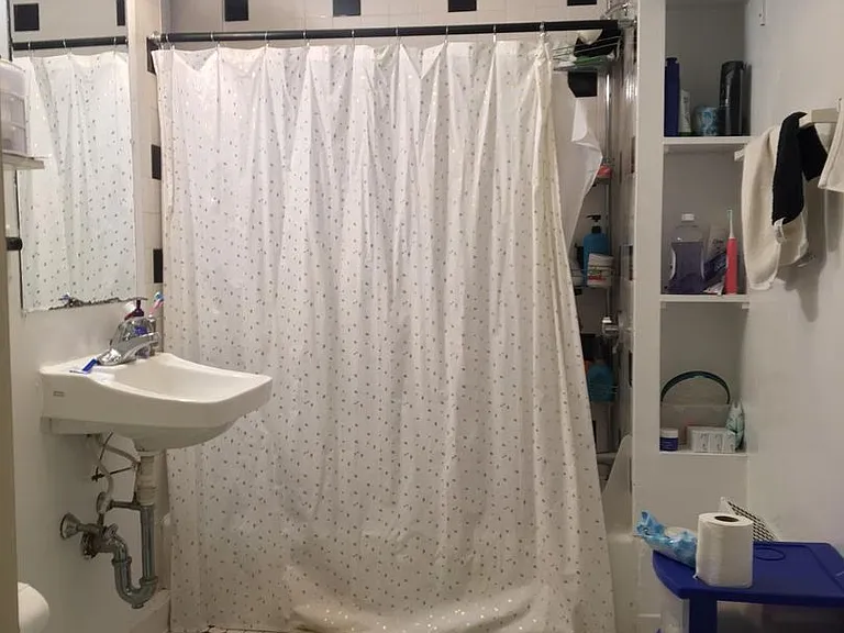 827 Beacon St #3A — Photo 6
