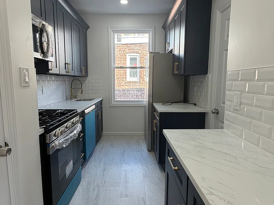 17 Loudoun St #2