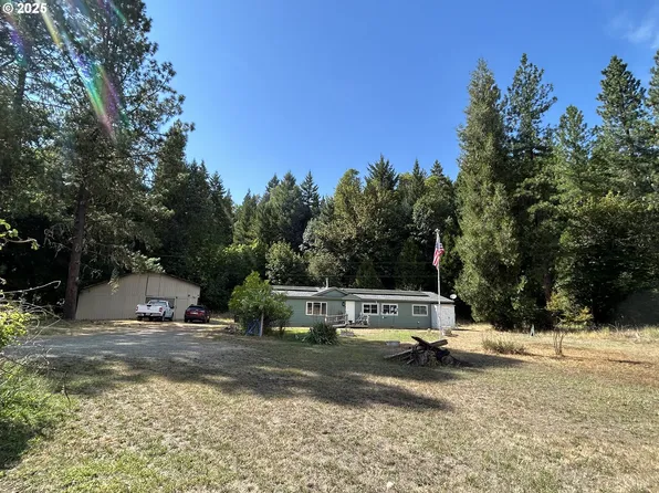 1538 Upper Cow Creek Rd, Azalea, OR 97410