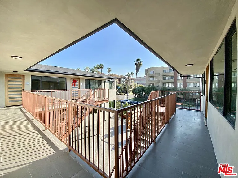 3207 W 3rd St #3 — Photo 24