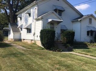 221 N West St, Crown Point, IN 46307