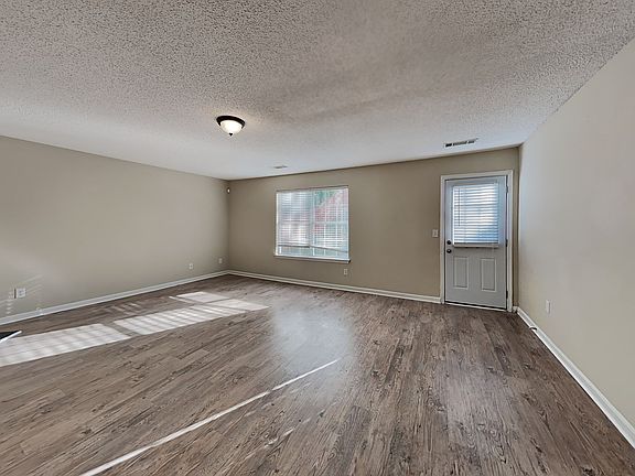 5th image of 4610 Ivy Fork Dr
