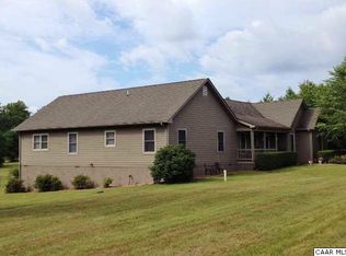31 Pauls Creek Rd, Afton, VA 22920